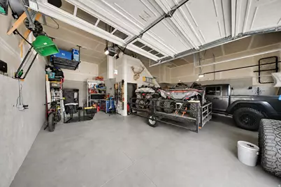 1686 N Emerald Dr, Layton, UT 84040 - Photo 29