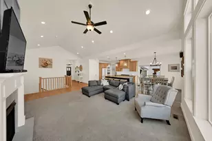 1686 N Emerald Dr, Layton, UT 84040 - Photo 9