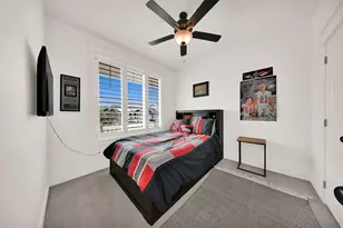 1686 N Emerald Dr, Layton, UT 84040 - Photo 17