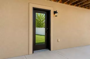 10463 N Doral Dr, Cedar Hills, UT 84062 - Photo 9