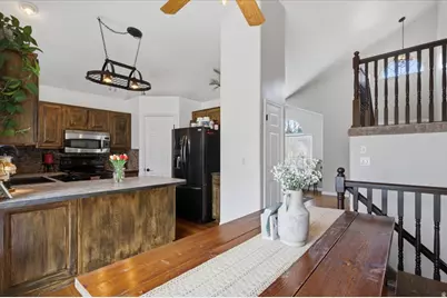 2131 N 850 W, Clinton, UT 84015 - Photo 29