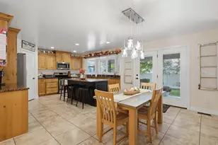 1261 W 1950 S, Syracuse, UT 84075 - Photo 9