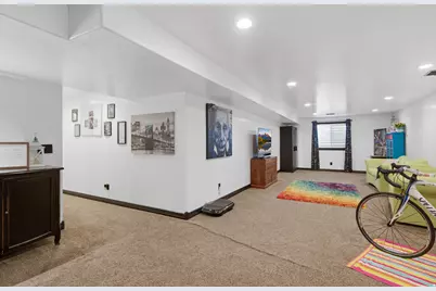 1261 W 1950 S, Syracuse, UT 84075 - Photo 29