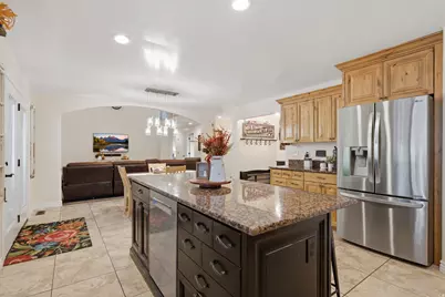 1261 W 1950 S, Syracuse, UT 84075 - Photo 13