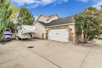 5044 W Copper Meadow Ln S, West Jordan, UT 84081 - Photo 3
