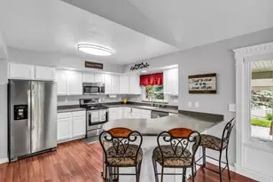 5044 W Copper Meadow Ln S, West Jordan, UT 84081 - Photo 7