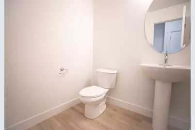 528 E 640 N #102, Salem, UT 84653 - Photo 7