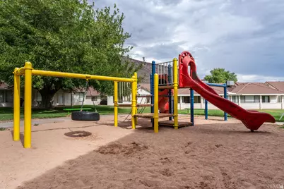 275 S Valley View Dr #J206, Saint George, UT 84770 - Photo 39