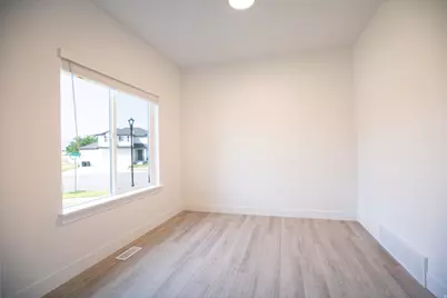 419 E 550 N #37 N, Salem, UT 84653 - Photo 5
