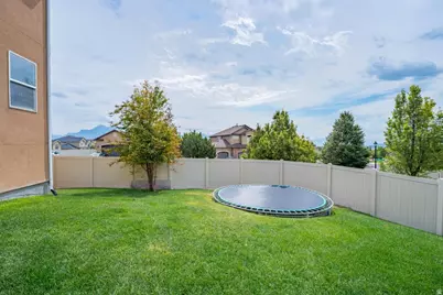 581 W Crenshaw Ct N, Saratoga Springs, UT 84045 - Photo 27