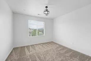 581 W Crenshaw Ct N, Saratoga Springs, UT 84045 - Photo 17