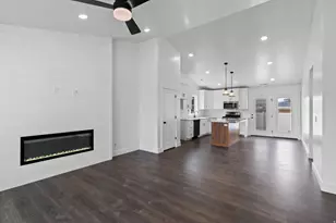 791 N 600 W, Tremonton, UT 84337 - Photo 9