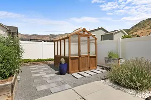 1860 N 900 E, North Ogden, UT 84414 - Photo 33