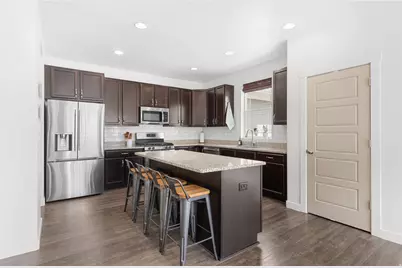 1860 N 900 E, North Ogden, UT 84414 - Photo 9