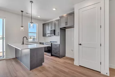 642 E Garden Grove Dr #337, Eagle Mountain, UT 84005 - Photo 3
