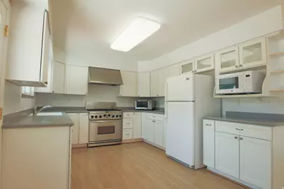 9775 S Granite View Dr, Sandy, UT 84092 - Photo 7