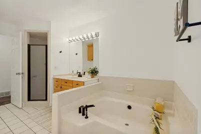 1028 E Annabelle Ln S, Sandy, UT 84094 - Photo 21