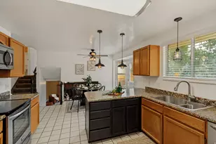 1028 E Annabelle Ln S, Sandy, UT 84094 - Photo 11