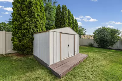 438 W Plum Pl, Saratoga Springs, UT 84045 - Photo 27