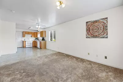 438 W Plum Pl, Saratoga Springs, UT 84045 - Photo 3