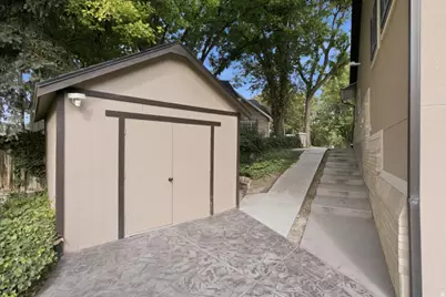 1264 W Dusty Downs Cir S, South Jordan, UT 84095 - Photo 41