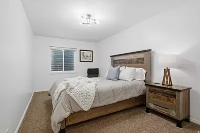 1264 W Dusty Downs Cir S, South Jordan, UT 84095 - Photo 33