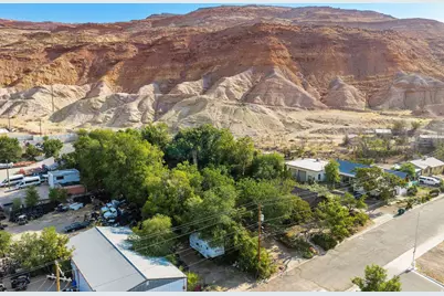 85 E 300 N, Moab, UT 84532 - Photo 5
