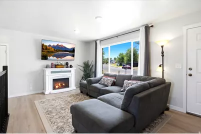 8340 W Danbury Dr, Magna, UT 84044 - Photo 5