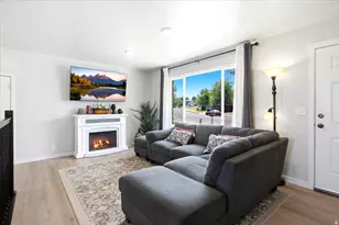 8340 W Danbury Dr, Magna, UT 84044 - Photo 5