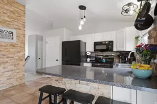 2389 W 2150 S, Syracuse, UT 84075 - Photo 9
