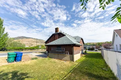 8899 W Cyprus St, Copperton, UT 84006 - Photo 19