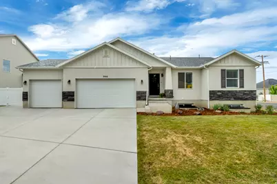 946 S 650 W, Farmington, UT 84025 - Photo 1