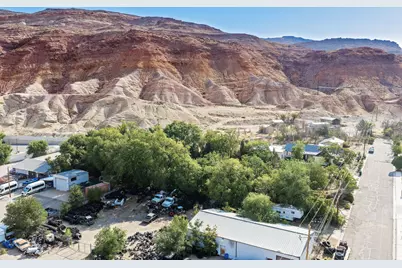 85 E 300 N, Moab, UT 84532 - Photo 5