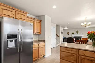 4144 S Schooner Dr, Saratoga Springs, UT 84045 - Photo 13
