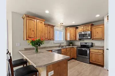 4144 S Schooner Dr, Saratoga Springs, UT 84045 - Photo 11