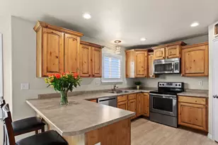 4144 S Schooner Dr, Saratoga Springs, UT 84045 - Photo 11