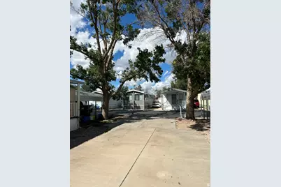 317 Beth #17, Parowan, UT 84761 - Photo 23