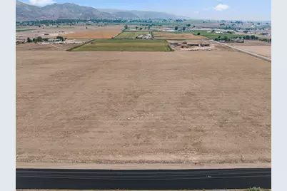700 E 1400 S #4, Elsinore, UT 84724 - Photo 1