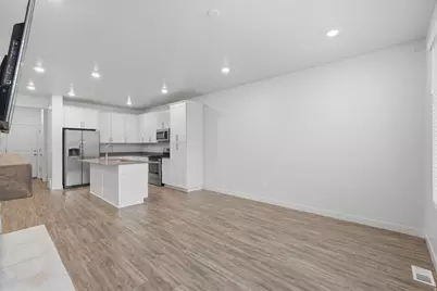 693 S Grant Ln, North Salt Lake, UT 84054 - Photo 7