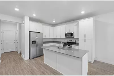 693 S Grant Ln, North Salt Lake, UT 84054 - Photo 11