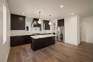 204 443 W 400 N, Salt Lake City, UT 84103 - Photo 7