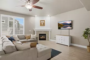 3827 W Coastal Dune Dr, South Jordan, UT 84009 - Photo 3