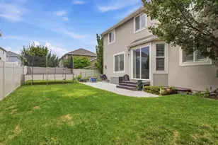 3827 W Coastal Dune Dr, South Jordan, UT 84009 - Photo 31