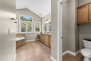 918 Mahogany Dr, Fruit Heights, UT 84037 - Photo 23
