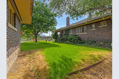 517 N Center St, Lehi, UT 84043 - Photo 35