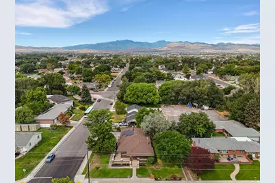 517 N Center St, Lehi, UT 84043 - Photo 39