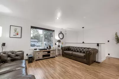 18 W La Vista Dr, West Jordan, UT 84088 - Photo 9