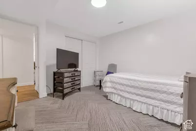 18 W La Vista Dr, West Jordan, UT 84088 - Photo 15