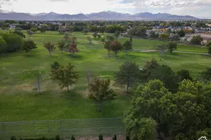18 W La Vista Dr, West Jordan, UT 84088 - Photo 29