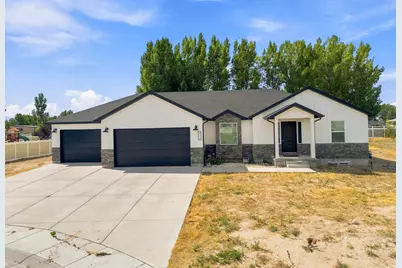 212 E Rock Creek Cir, Gunnison, UT 84634 - Photo 1